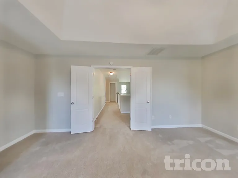 4370 Rainer Dr — Photo 8