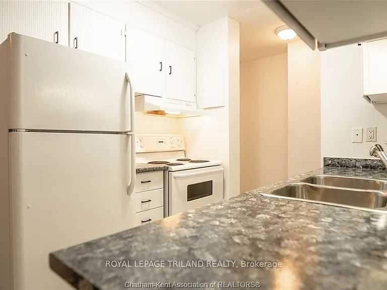955 Grand Ave W #306 — Photo 5