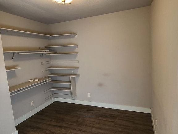 5th image of 614 NW 22nd St #C