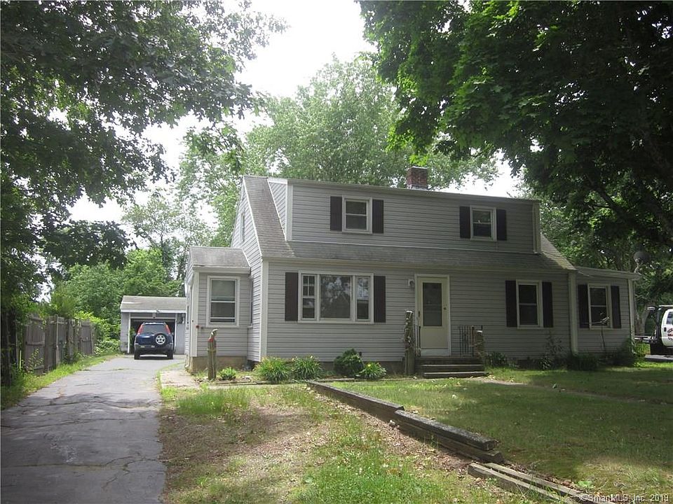 1st image of 18 Roseleah Dr