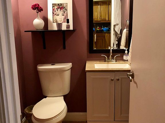 Downstairs Half Bathroom