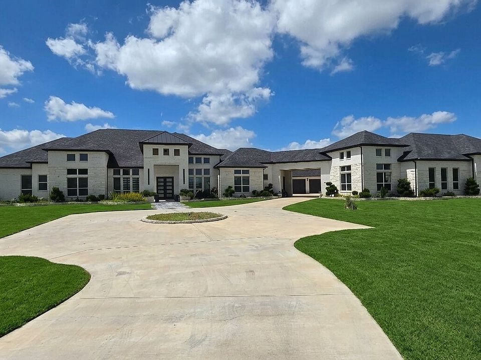 1st image of 4910 Cheshire Ln
