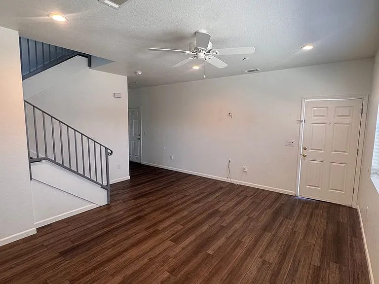 1326 S Santa Fe St — Photo 7