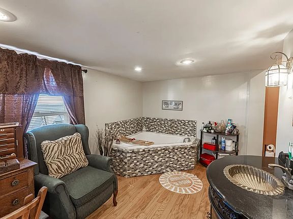 3rd image of 116 Central Ave
