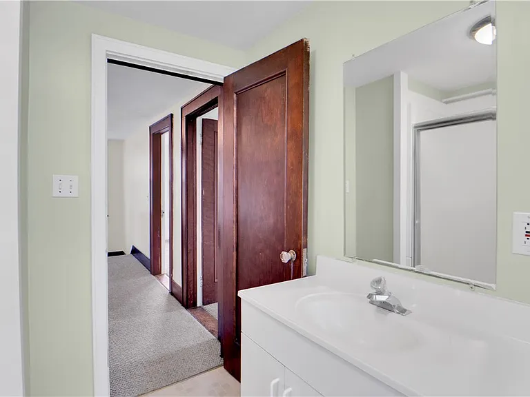 757 Five Mile Line Rd — Photo 31