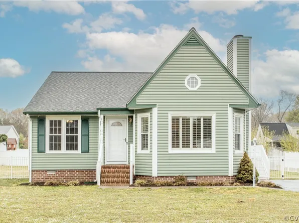 3601 E Chagford Ter, Chester, VA 23831