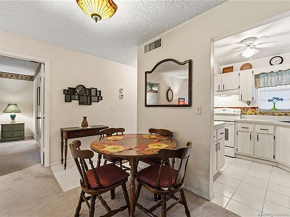 3rd image of 1955 SW Palm City Rd APT I