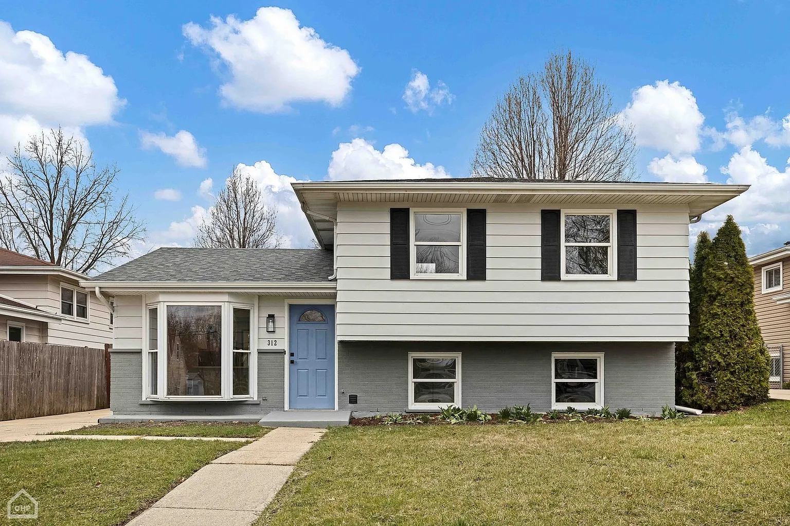 312 N Grace St photo 1