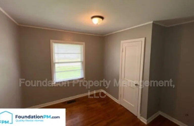 2324 Slocum Ave — Photo 16