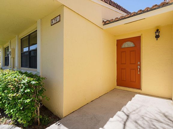 2nd image of 6731 Bridlewood Court