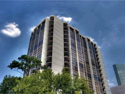 5001 Woodway Dr UNIT 1004, Houston, TX, 77056