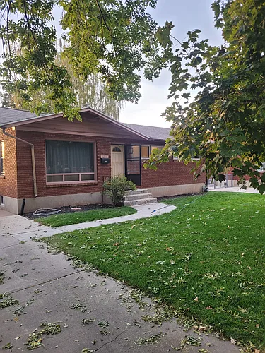 3325 Fowler Ave Photo 1