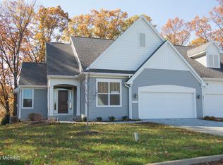 14216 Bridgeview Point, Vicksburg, MI 49097