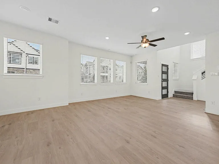 21231 Creeping Bentgrass Dr — Photo 8