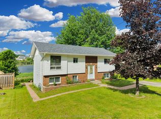 94 Brunel Rd, Huntsville, ON P1H1R1
