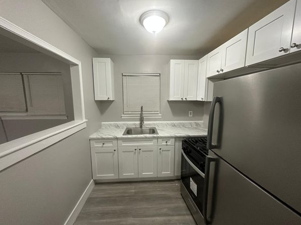 133 Rockwell Ave #40