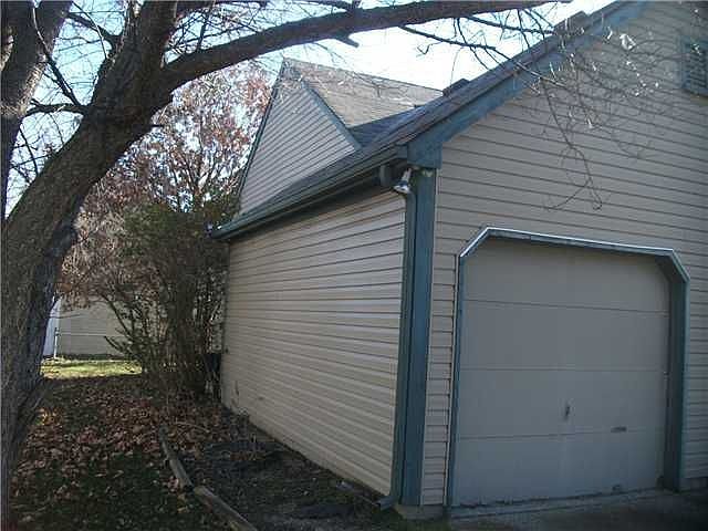 2nd image of 4417 Castlebay Way