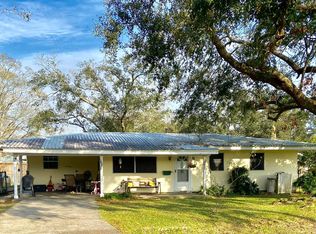 808 Schriever St, Jennings, LA 70546