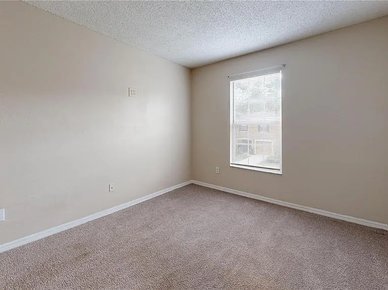 4104 Winding River Way — Photo 20