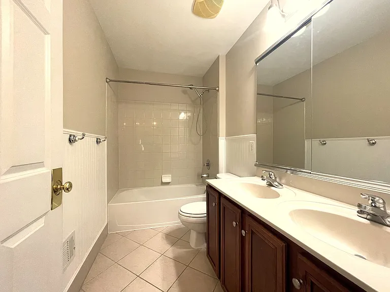 4823 Vista Ridge Dr — Photo 20