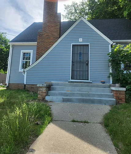 209 S Johnston Ave Photo 1