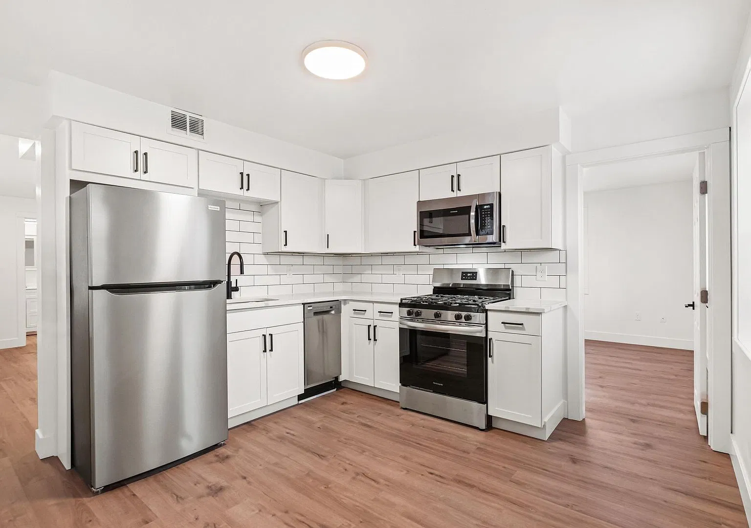 669 Montclair Street — Photo 3