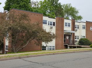 1 Thompson Rd APT A, Manchester, CT 06040