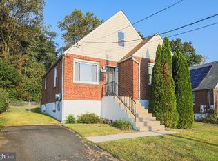 8012 Dalesford Rd, Parkville, MD 21234