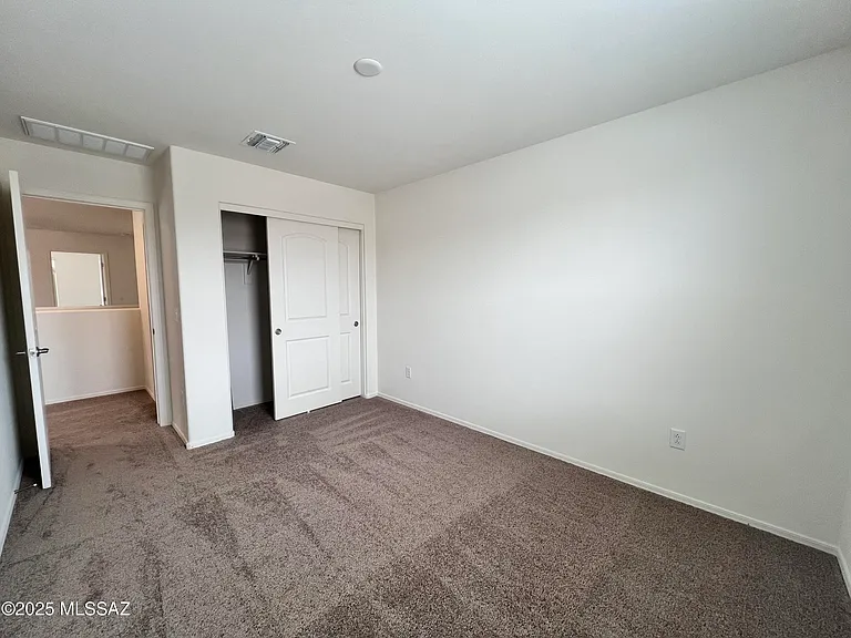 11977 E Chamrod Dr — Photo 27