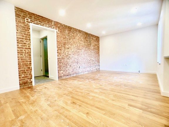 2nd image of 3971 Gouverneur Ave APT 1F