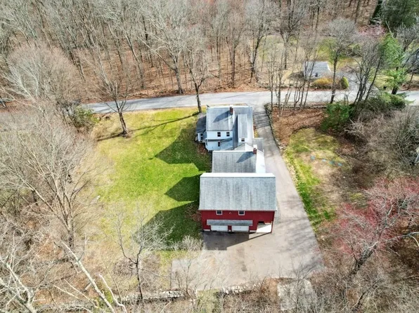 9 Merriam Rd, Grafton, MA 01519
