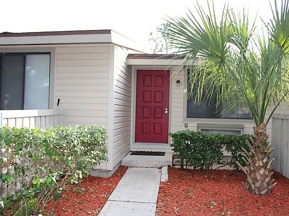 5th image of 15126 Pine Meadows Dr APT 4