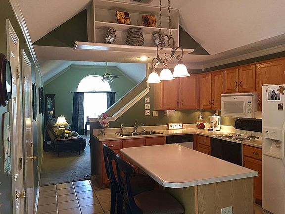 2nd image of 5872 Eagleston Dr