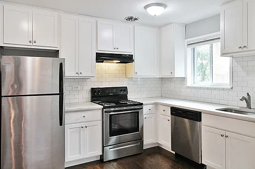 421 S. Lombard Ave. Photo 1