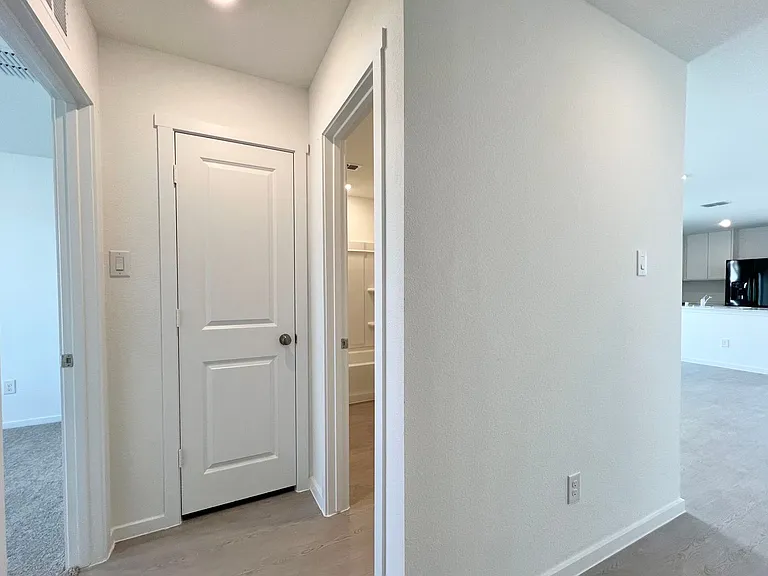 10029 Muntjac Dr — Photo 3