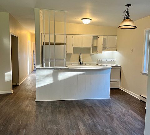 3rd image of 4111 Vannest Ave #B