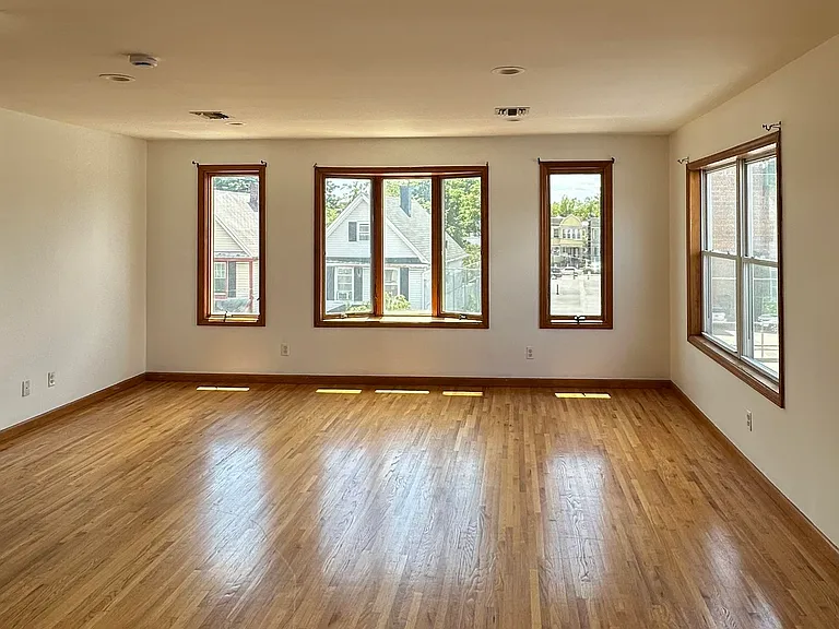 150 Clendenny Ave #2 — Photo 2