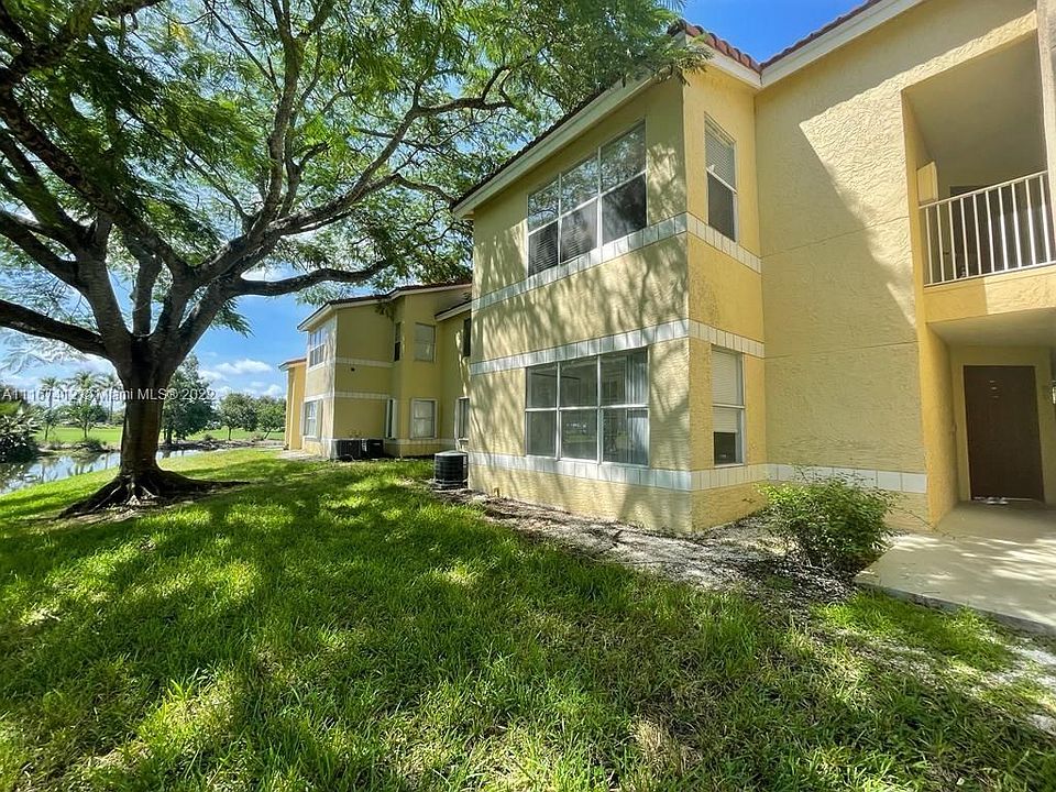 1st image of 13060 Vista Isles Dr APT 216