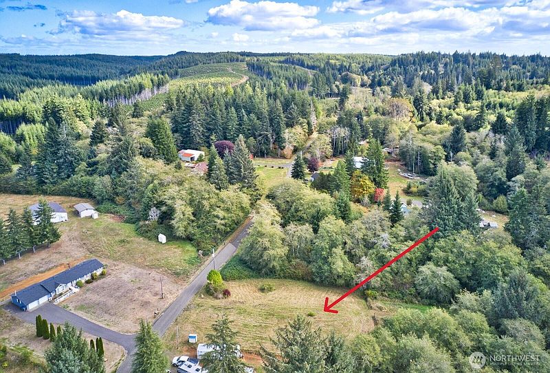 3rd image of 71 Chenois Valley Road