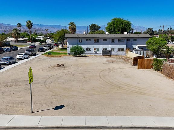 5th image of 82180 Valencia Ave