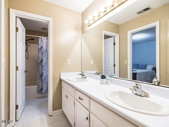 5th image of 5158 Bowman Rd