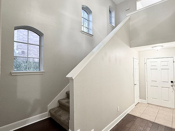 3rd image of 10212 Placid Dr