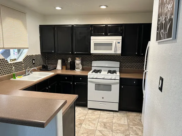 5004 S Rainbow Blvd Unit 103, Las Vegas, NV 89118