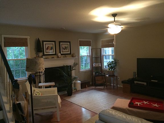 2nd image of 3633 Hartland Parkside Pl