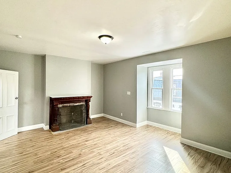 1218 Boyle St — Photo 18