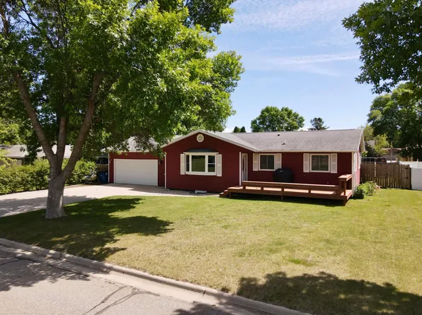 1020 11th St SW, Wadena, MN 56482
