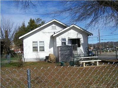 5th image of 1920 Kirby Ave