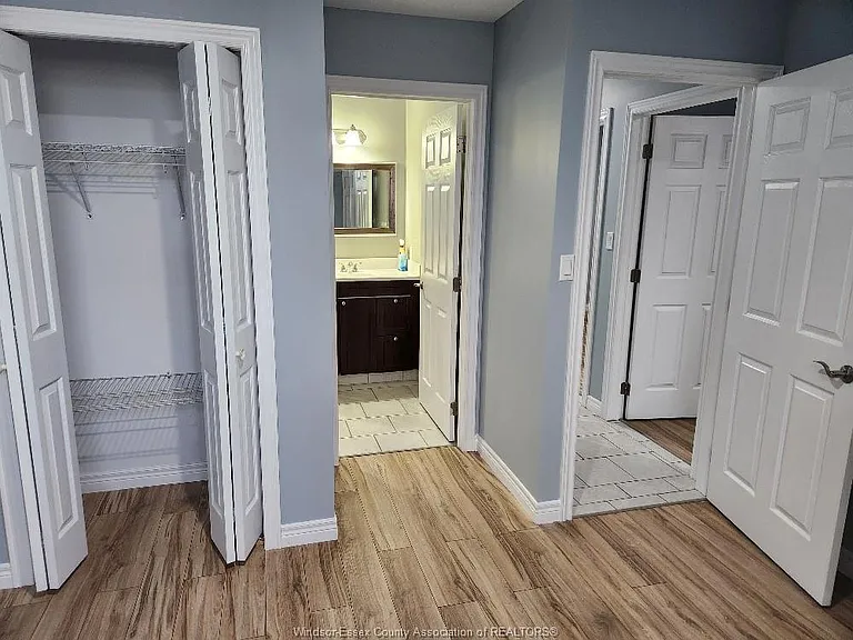 839 Assumption St #4 — Photo 11