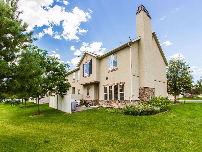 1st image of 2531 W Mont Sur Dr