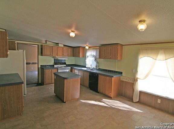 4th image of 2302 Avenue N